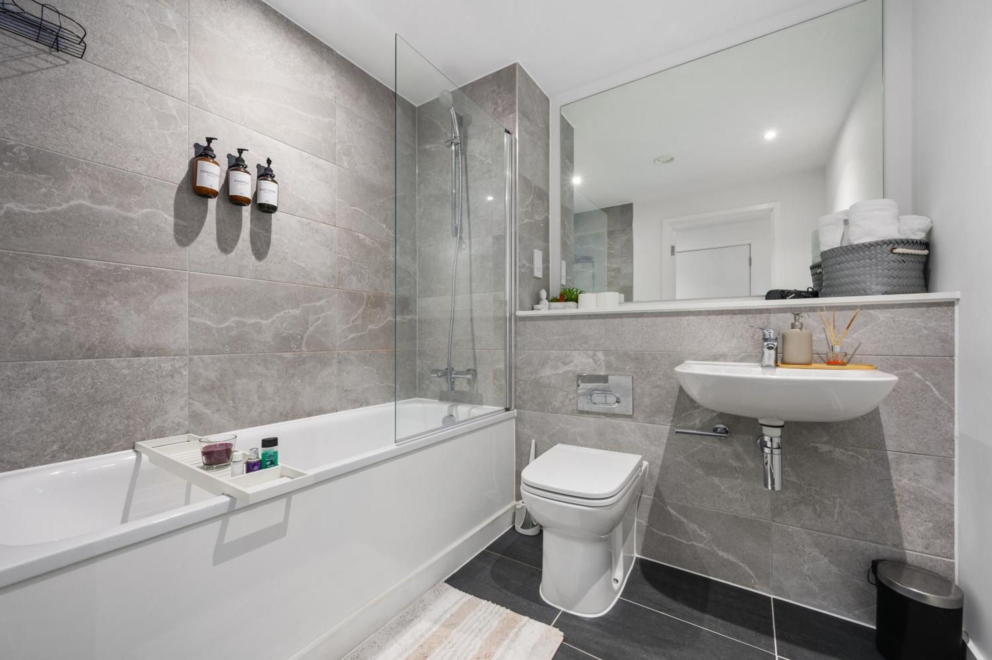 Harboview Haven Waterfront Apartment Manchester Eksteriør billede